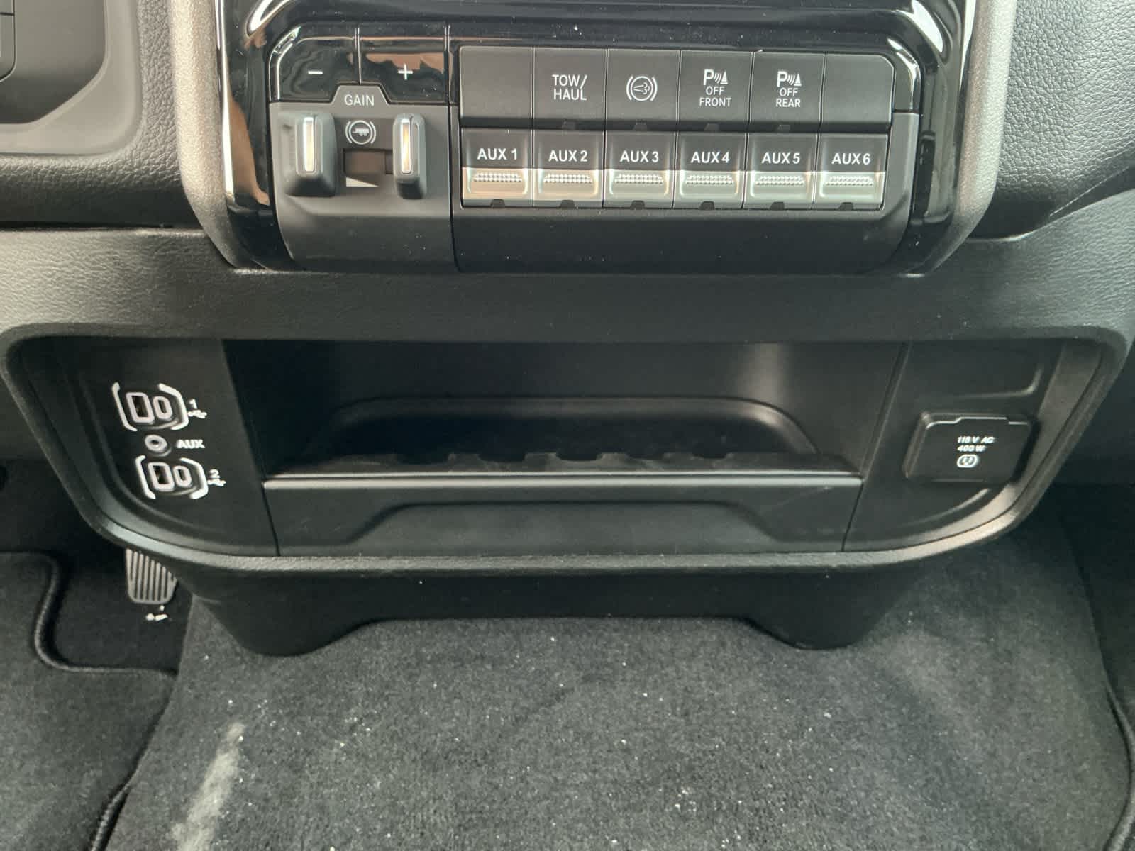 2026 RAM Ram 2500 RAM 2500 TRADESMAN CREW CAB 4X4 6'4' BOX