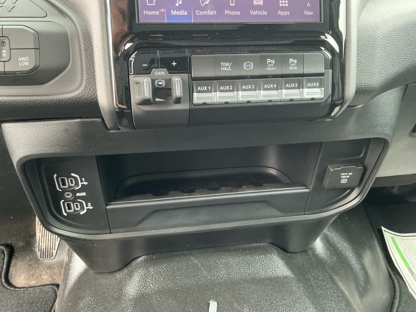 2026 RAM Ram 2500 RAM 2500 TRADESMAN CREW CAB 4X4 6'4' BOX