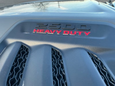 2026 RAM Ram 2500 RAM 2500 BLACK EXPRESS CREW CAB 4X4 6'4' BOX