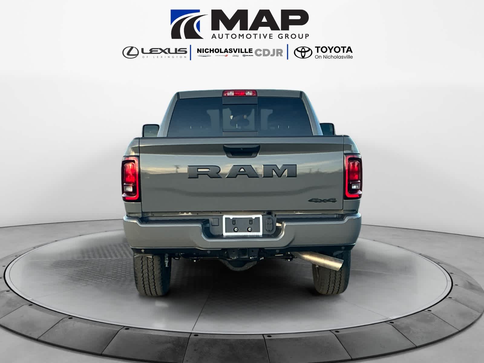 2026 RAM Ram 2500 RAM 2500 BLACK EXPRESS CREW CAB 4X4 6'4' BOX