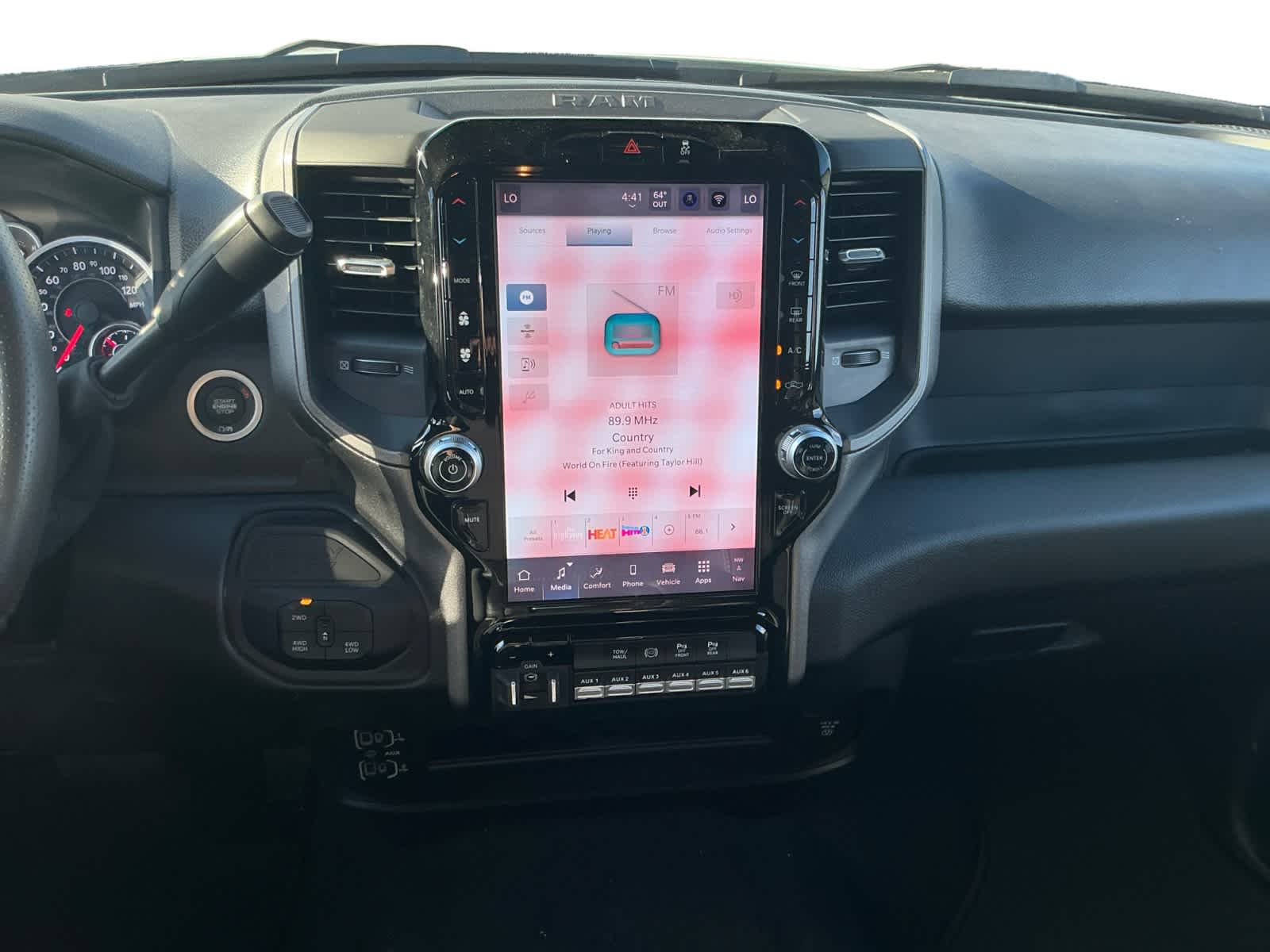 2026 RAM Ram 2500 RAM 2500 TRADESMAN CREW CAB 4X4 6'4' BOX