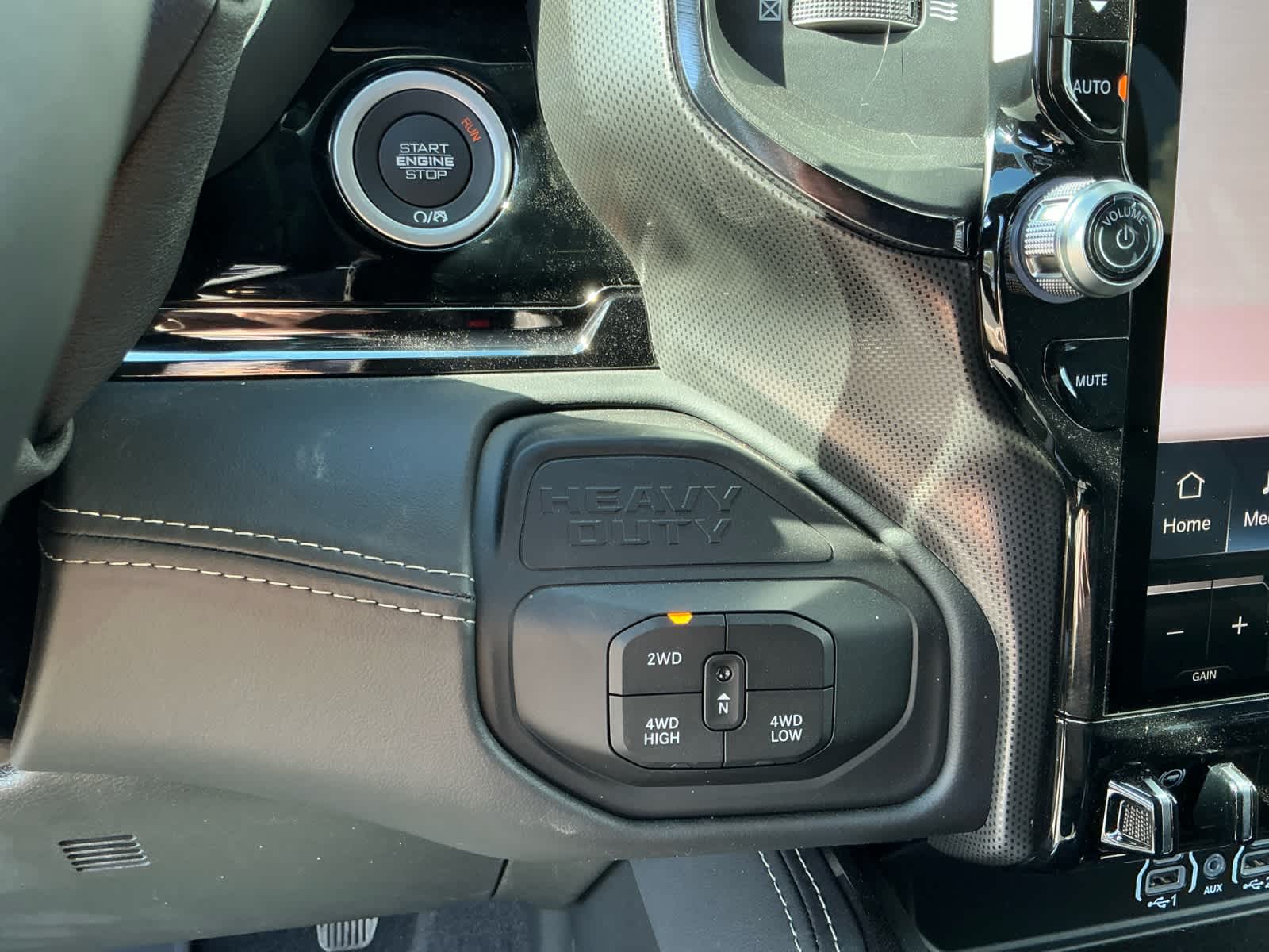 2026 RAM Ram 2500 RAM 2500 LIMITED CREW CAB 4X4 6'4' BOX