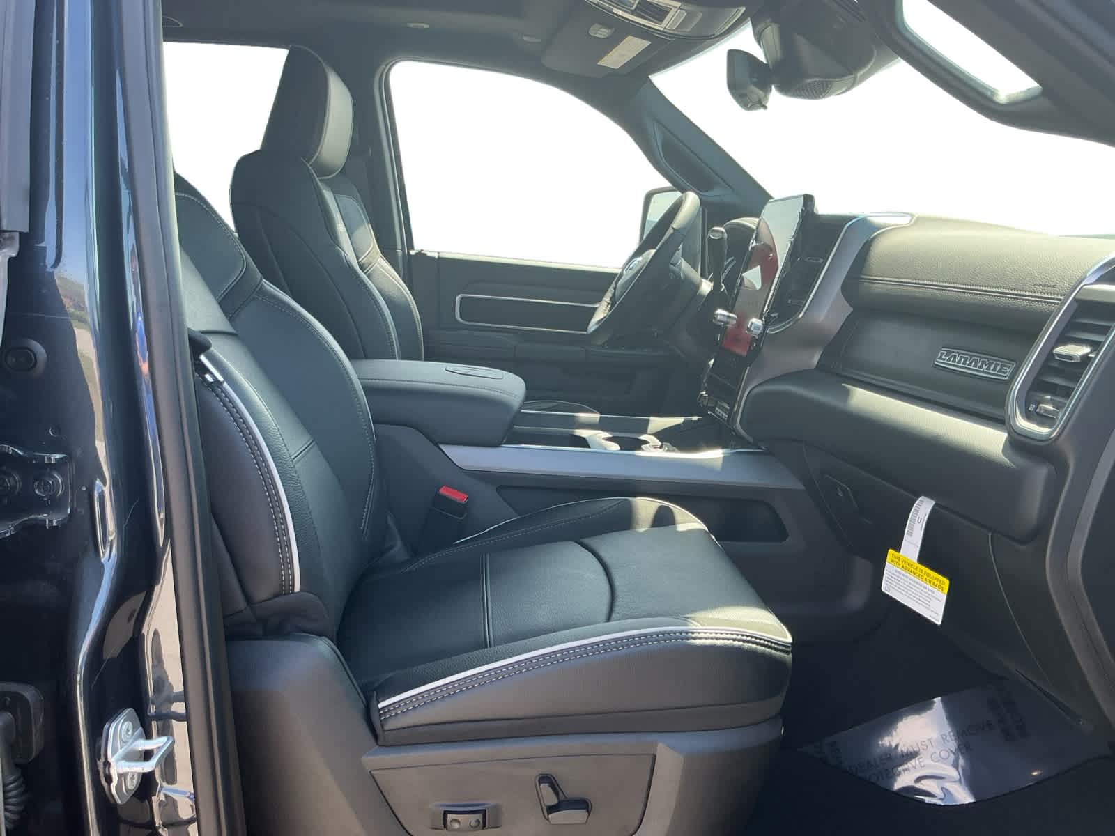 2026 RAM Ram 3500 RAM 3500 LARAMIE CREW CAB 4X4 8' BOX