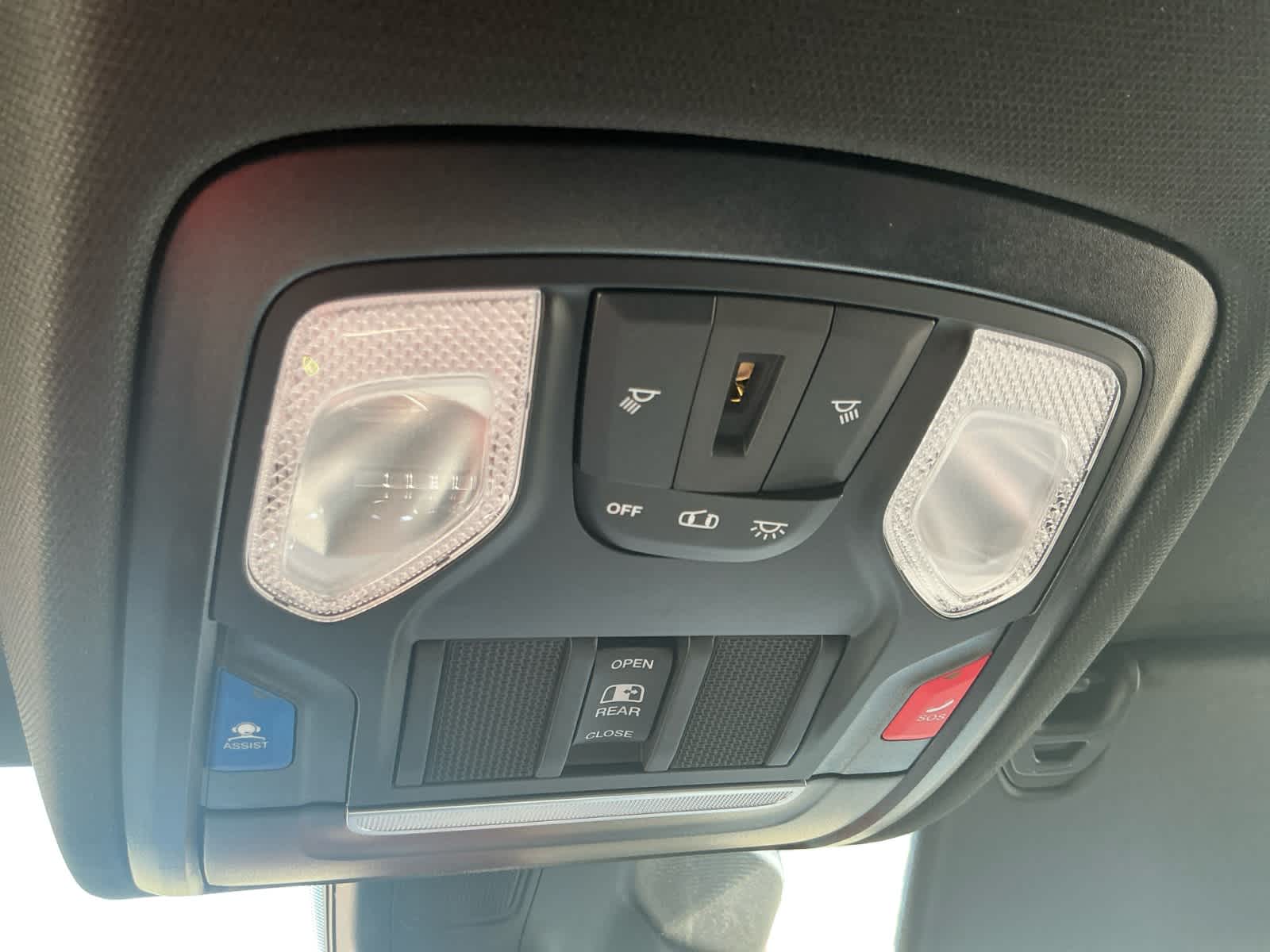 2026 RAM 1500 RAM 1500 EXPRESS CREW CAB 4X4 5'7' BOX