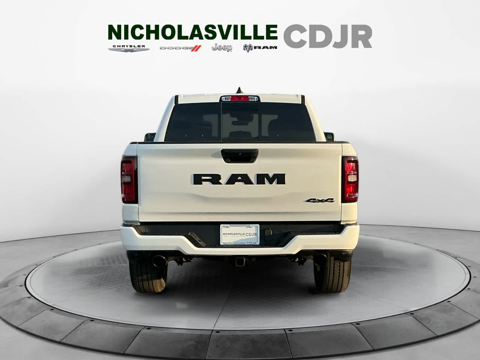 2026 RAM Ram 1500 RAM 1500 EXPRESS CREW CAB 4X4 5'7' BOX