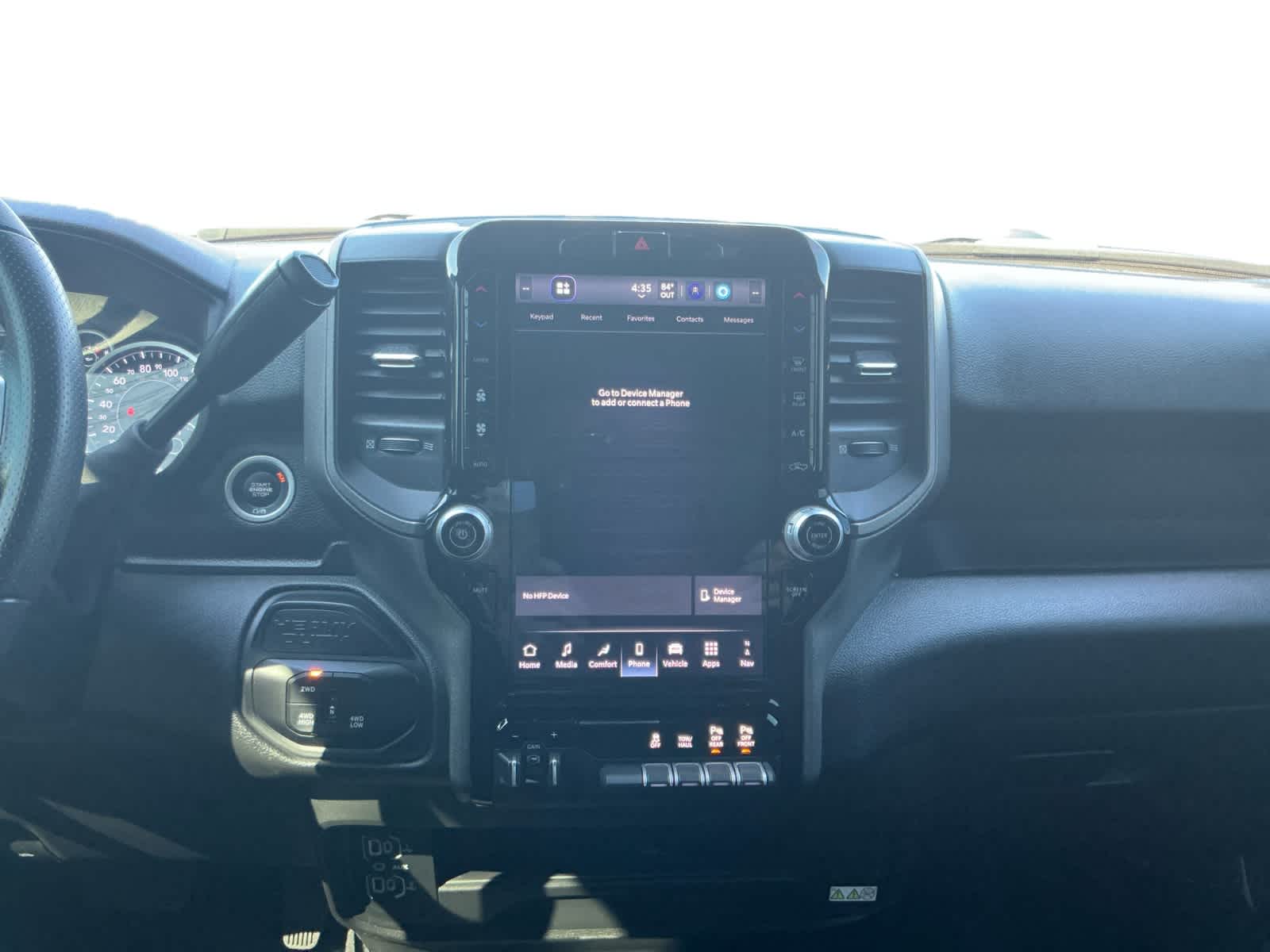 2025 RAM 2500 Tradesman Crew Cab 4x4 6'4' Box