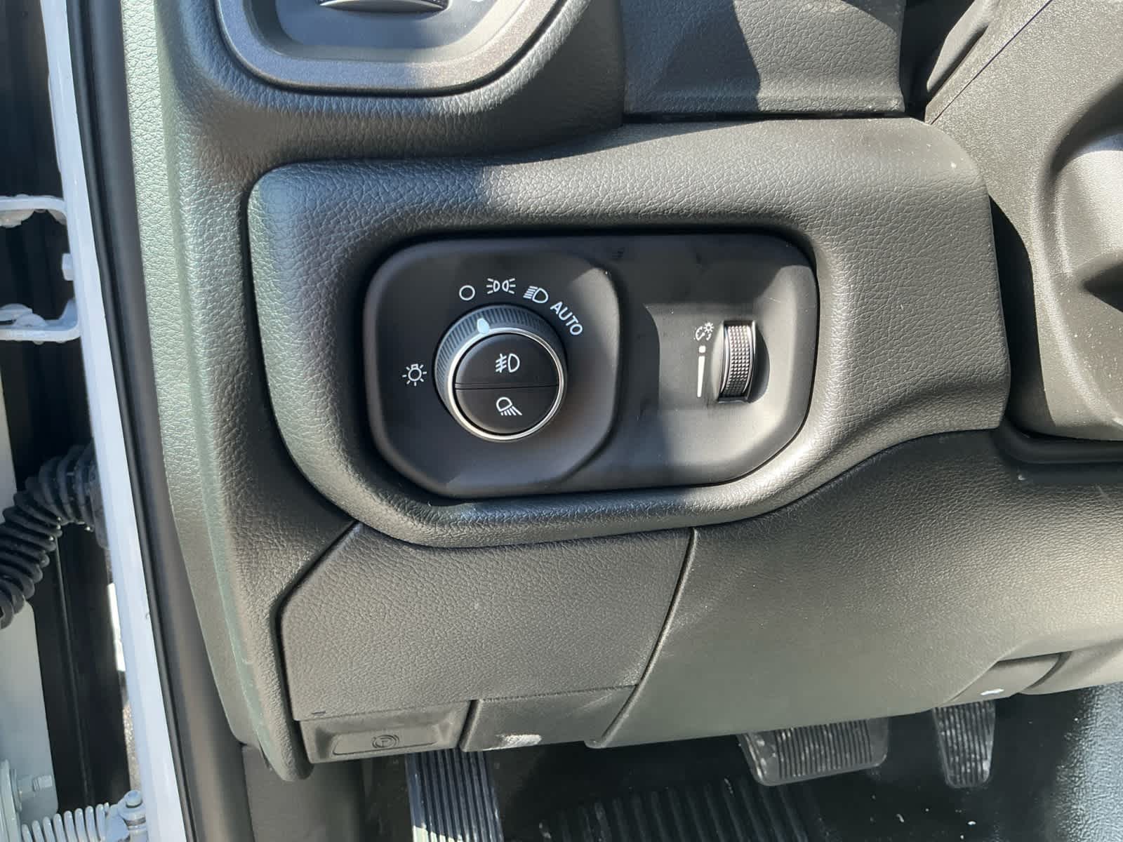 2026 RAM Ram 3500 Chassis Cab RAM 3500 TRADESMAN CREW CAB CHASSIS 4X4 60' CA