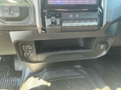 2026 RAM Ram 3500 Chassis Cab RAM 3500 TRADESMAN CREW CAB CHASSIS 4X4 60' CA