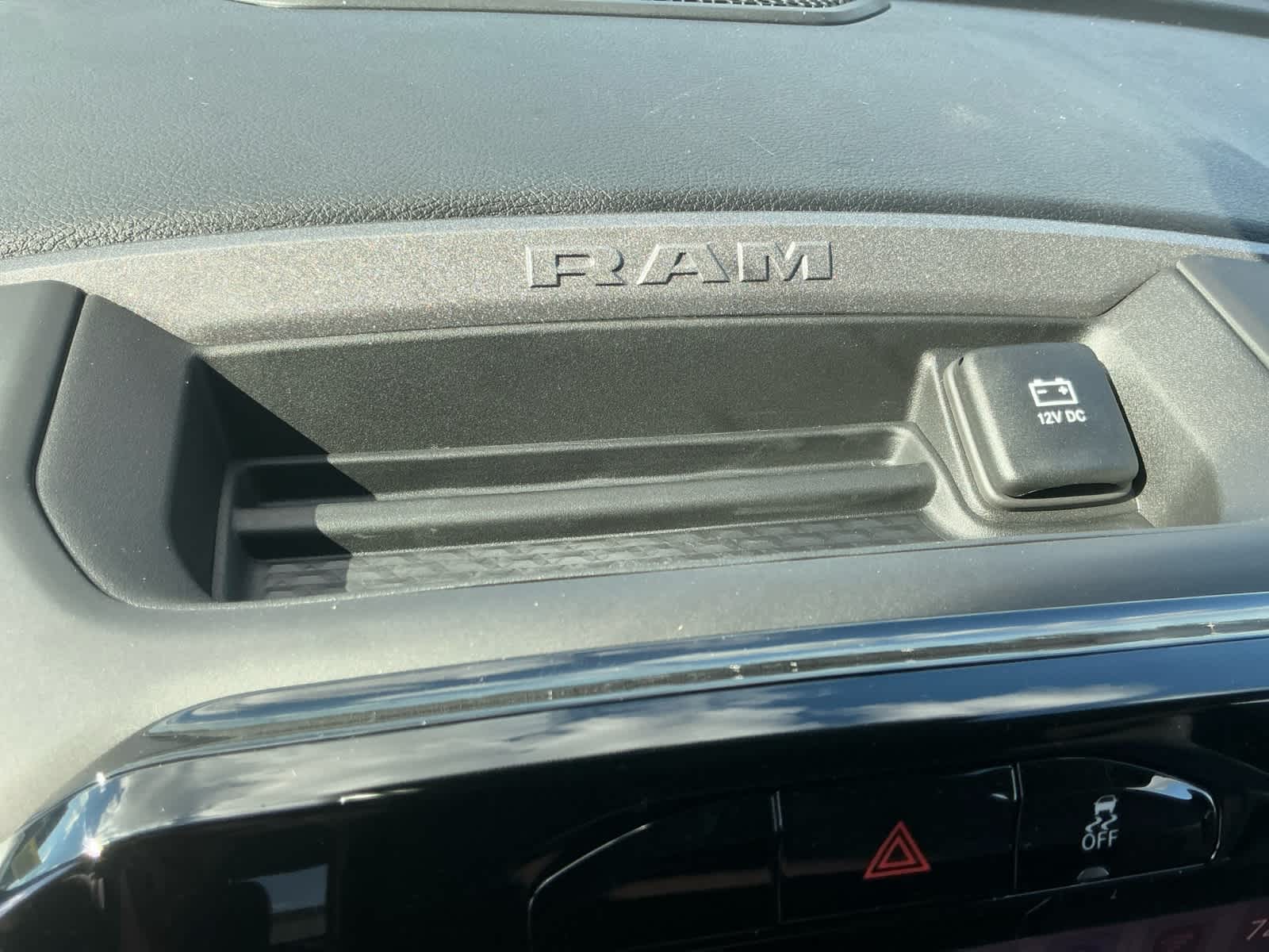 2026 RAM Ram 3500 Chassis Cab RAM 3500 TRADESMAN CREW CAB CHASSIS 4X4 60' CA