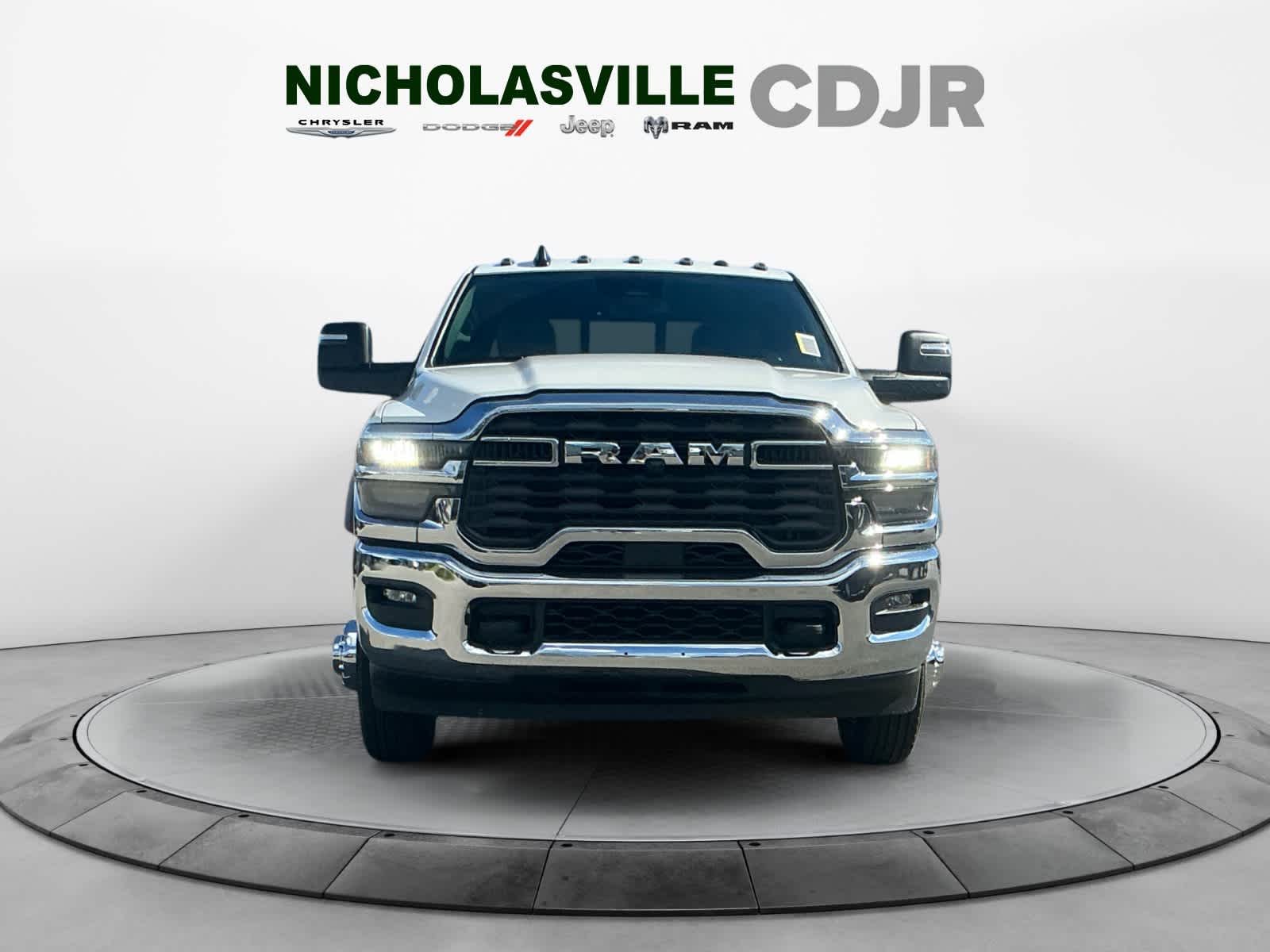 2026 RAM Ram 3500 Chassis Cab RAM 3500 TRADESMAN CREW CAB CHASSIS 4X4 60' CA