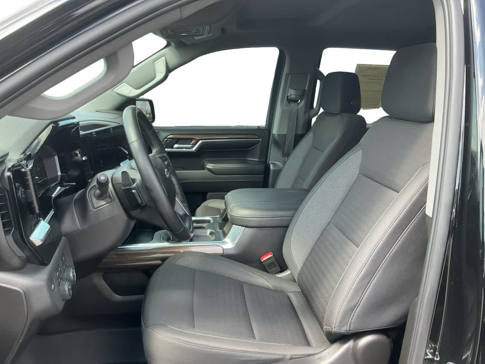 2024 Chevrolet Silverado 1500 4WD Crew Cab Short Bed RST