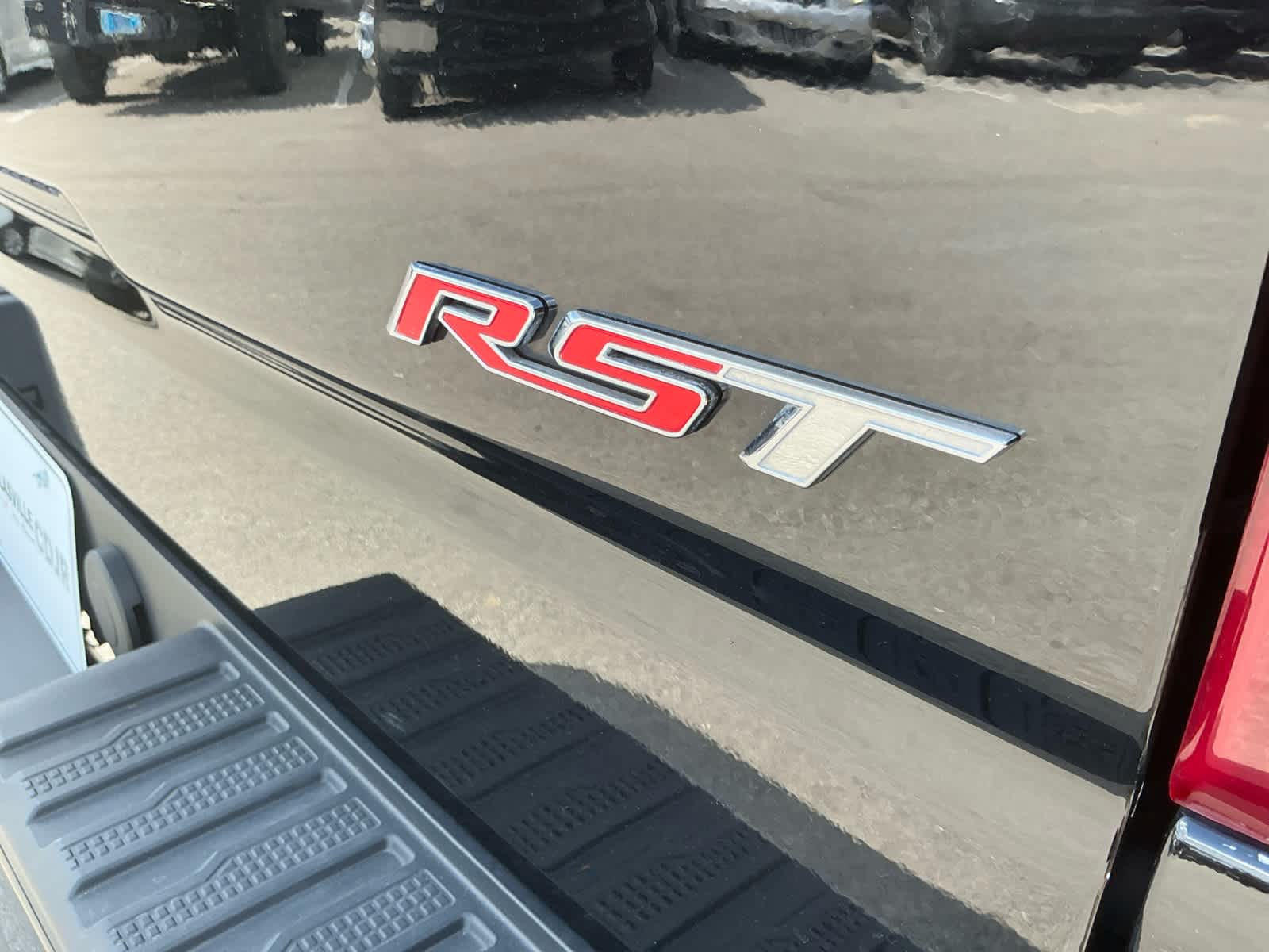 2024 Chevrolet Silverado 1500 4WD Crew Cab Short Bed RST