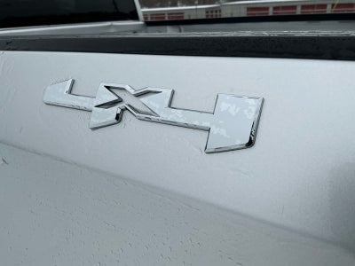 2022 GMC Sierra 1500 4WD Crew Cab Short Box SLE