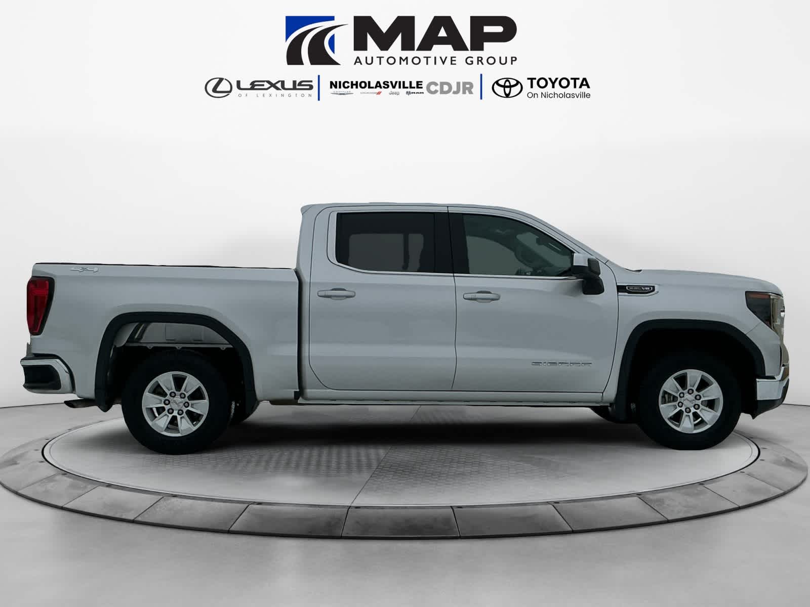 2022 GMC Sierra 1500 4WD Crew Cab Short Box SLE