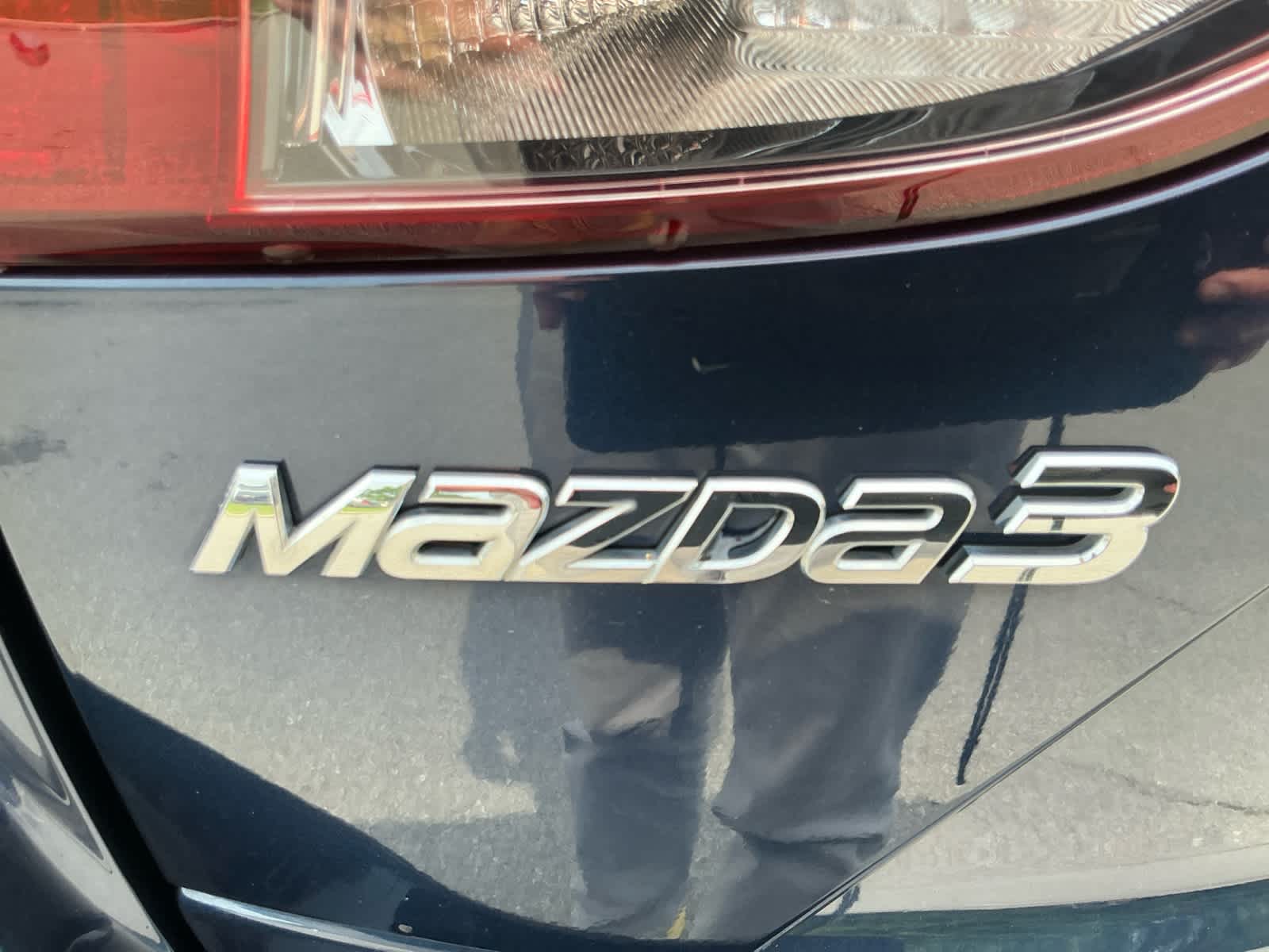 2015 Mazda Mazda3 Hatchback i Sport