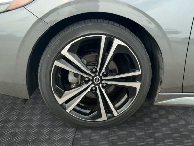 2021 Nissan Sentra SR Xtronic CVT