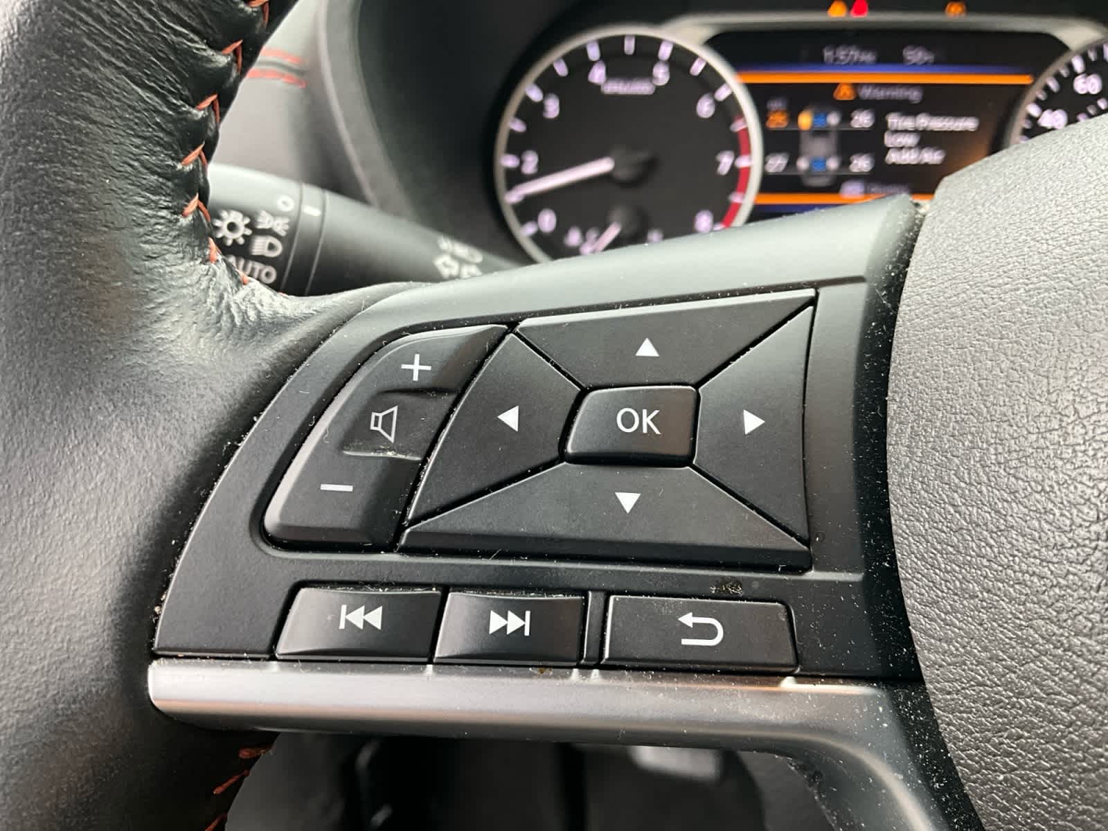 2024 Nissan Sentra SR Xtronic CVT