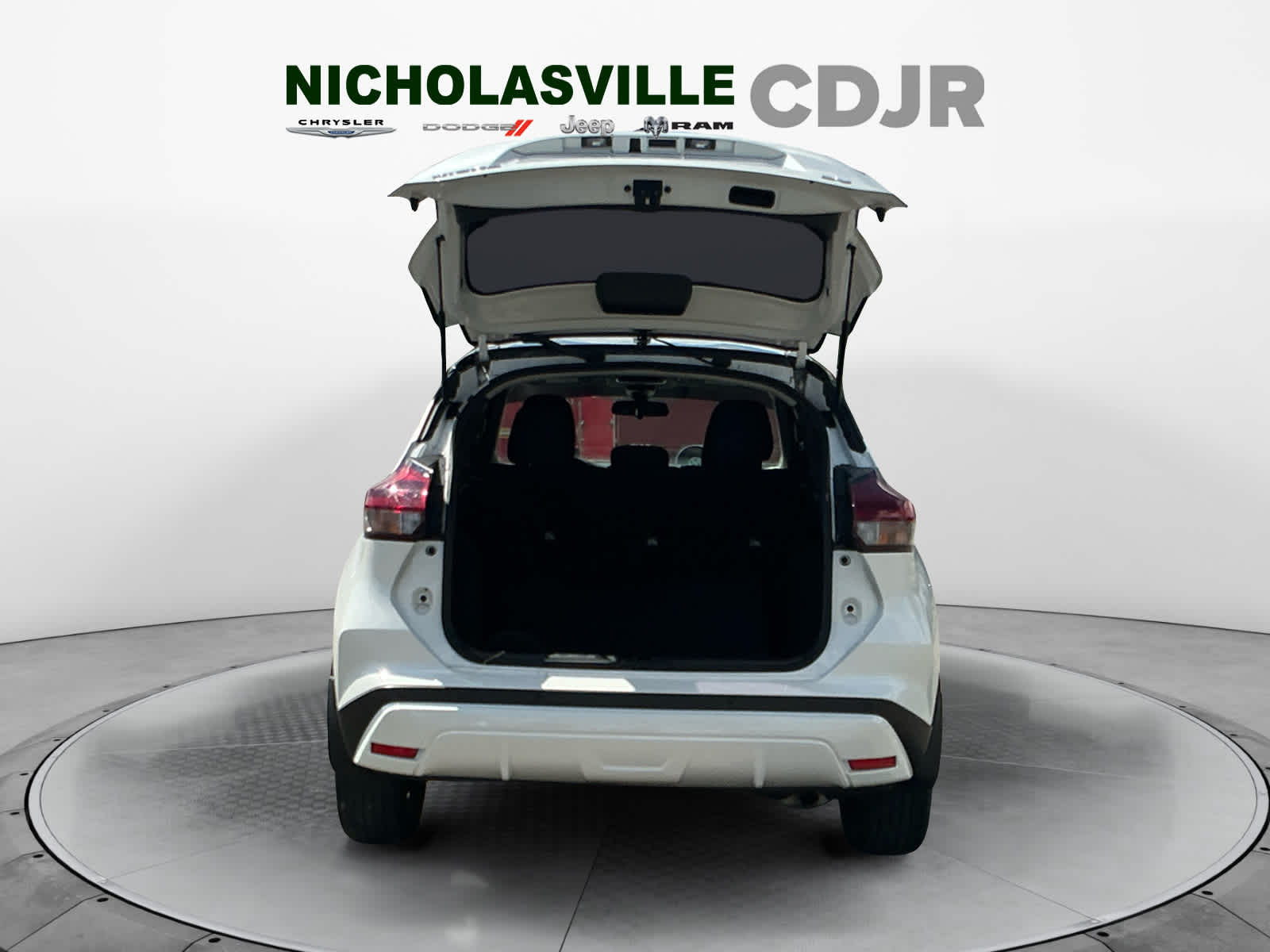 2023 Nissan Kicks SV Xtronic CVT