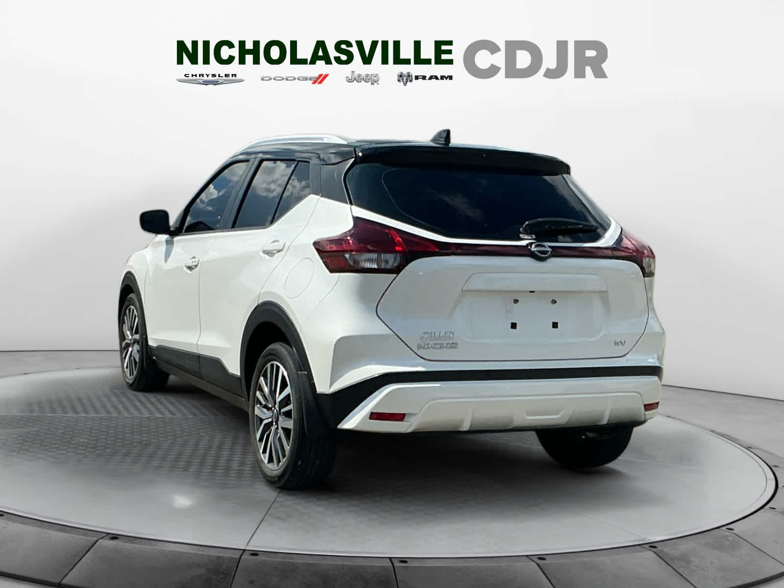2023 Nissan Kicks SV Xtronic CVT