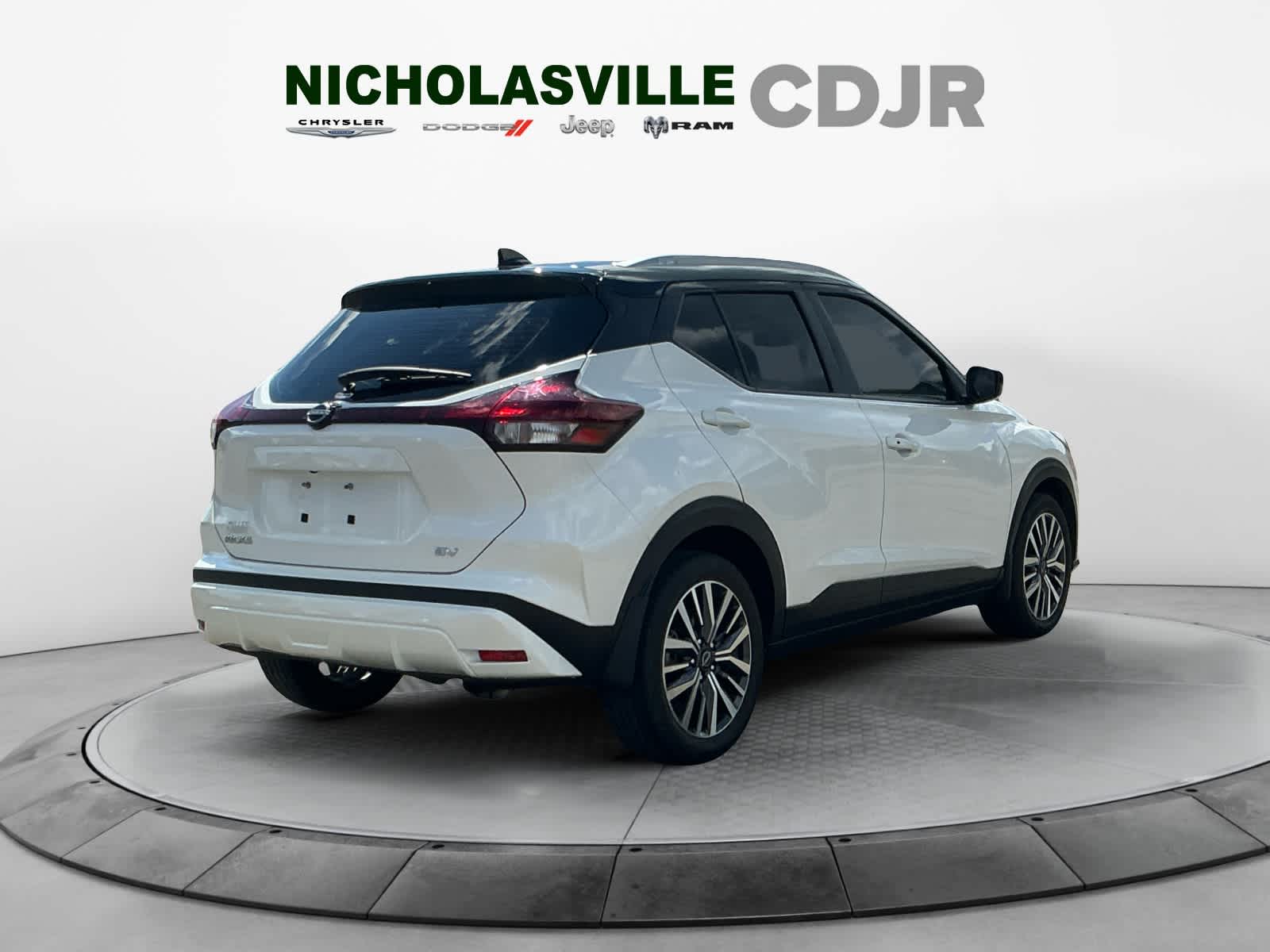 2023 Nissan Kicks SV Xtronic CVT