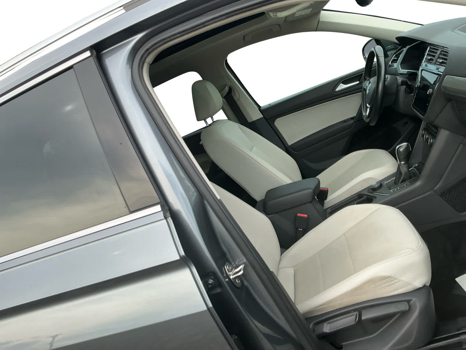 2019 Volkswagen Tiguan 2.0T SEL