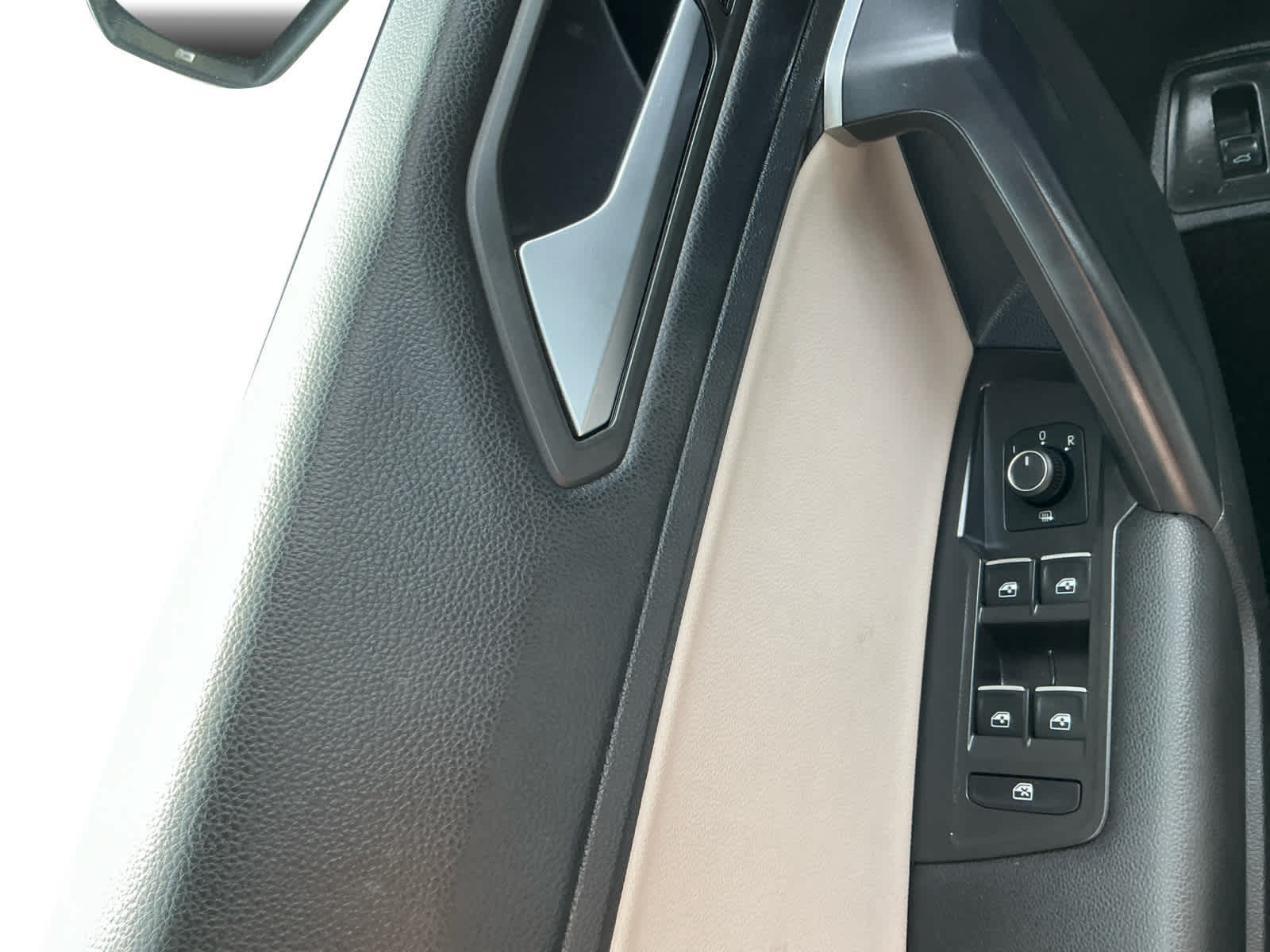 2021 Volkswagen Tiguan 2.0T SEL