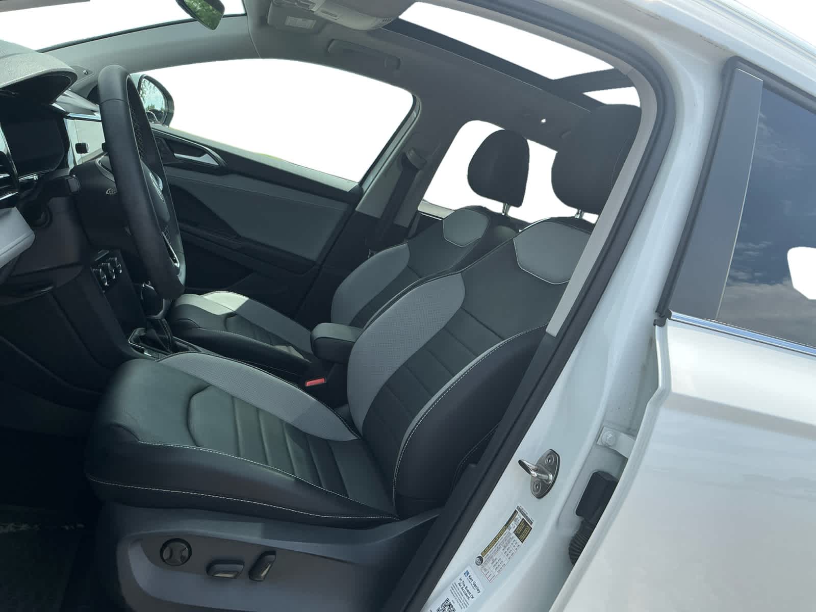 2023 Volkswagen Taos 1.5T SEL