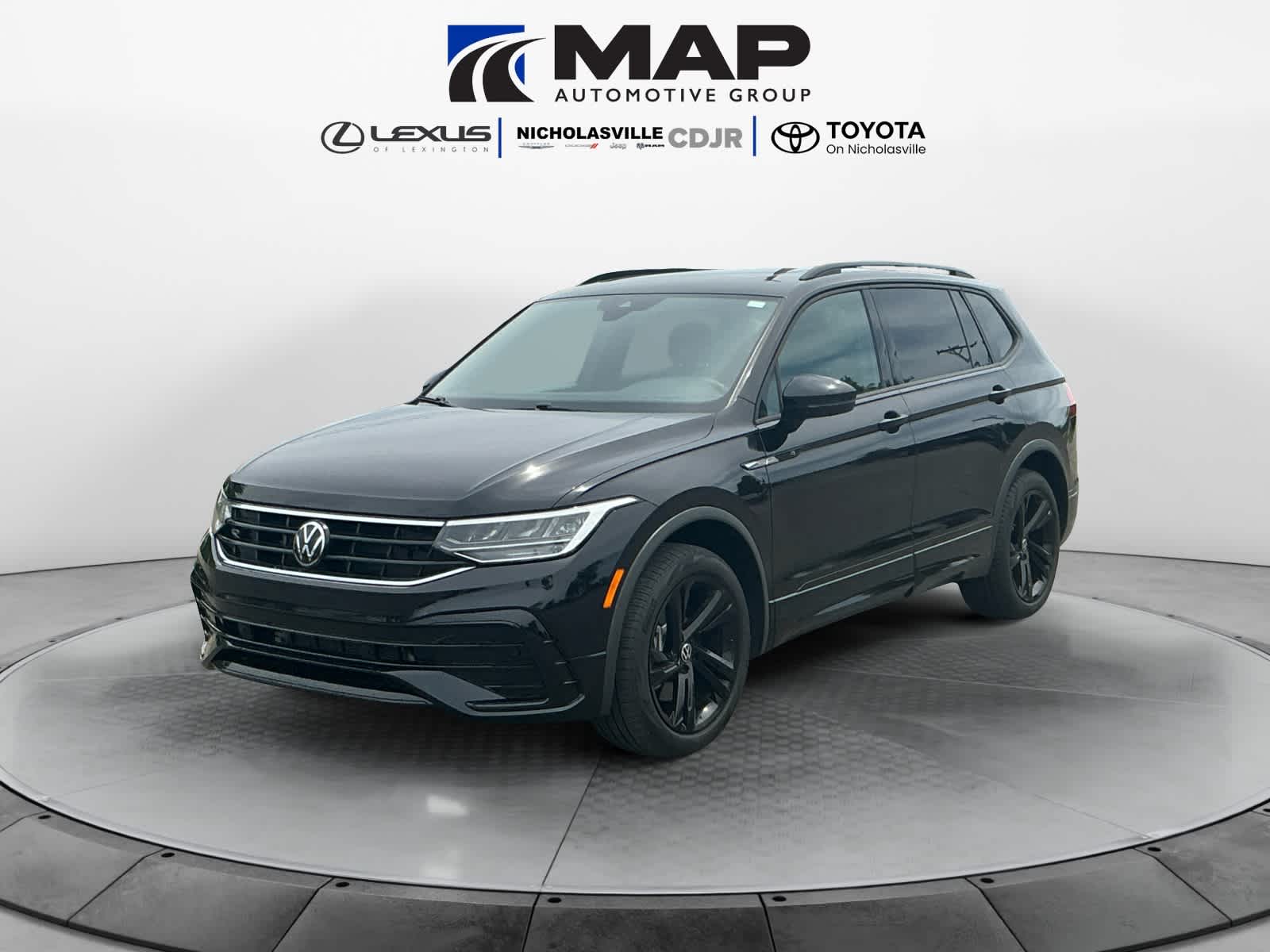 2023 Volkswagen Tiguan 2.0T SE R-Line Black