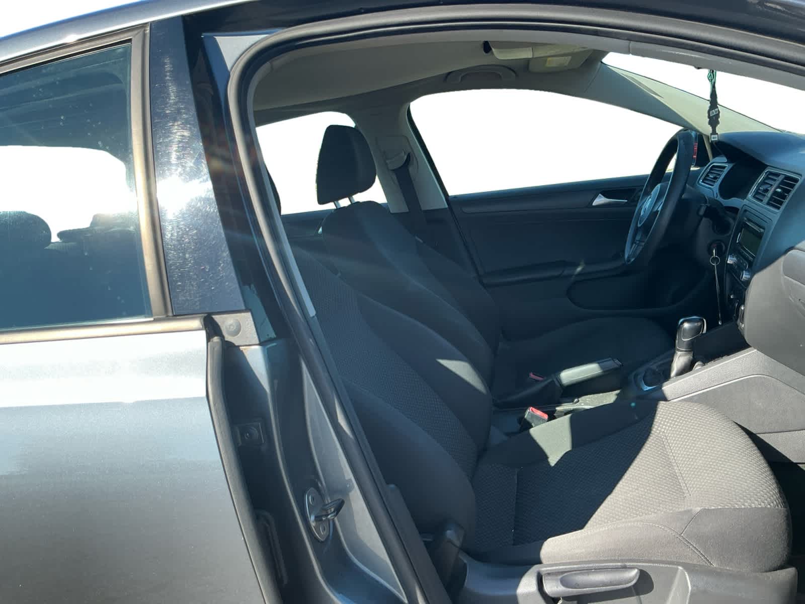 2013 Volkswagen Jetta 2.0L S