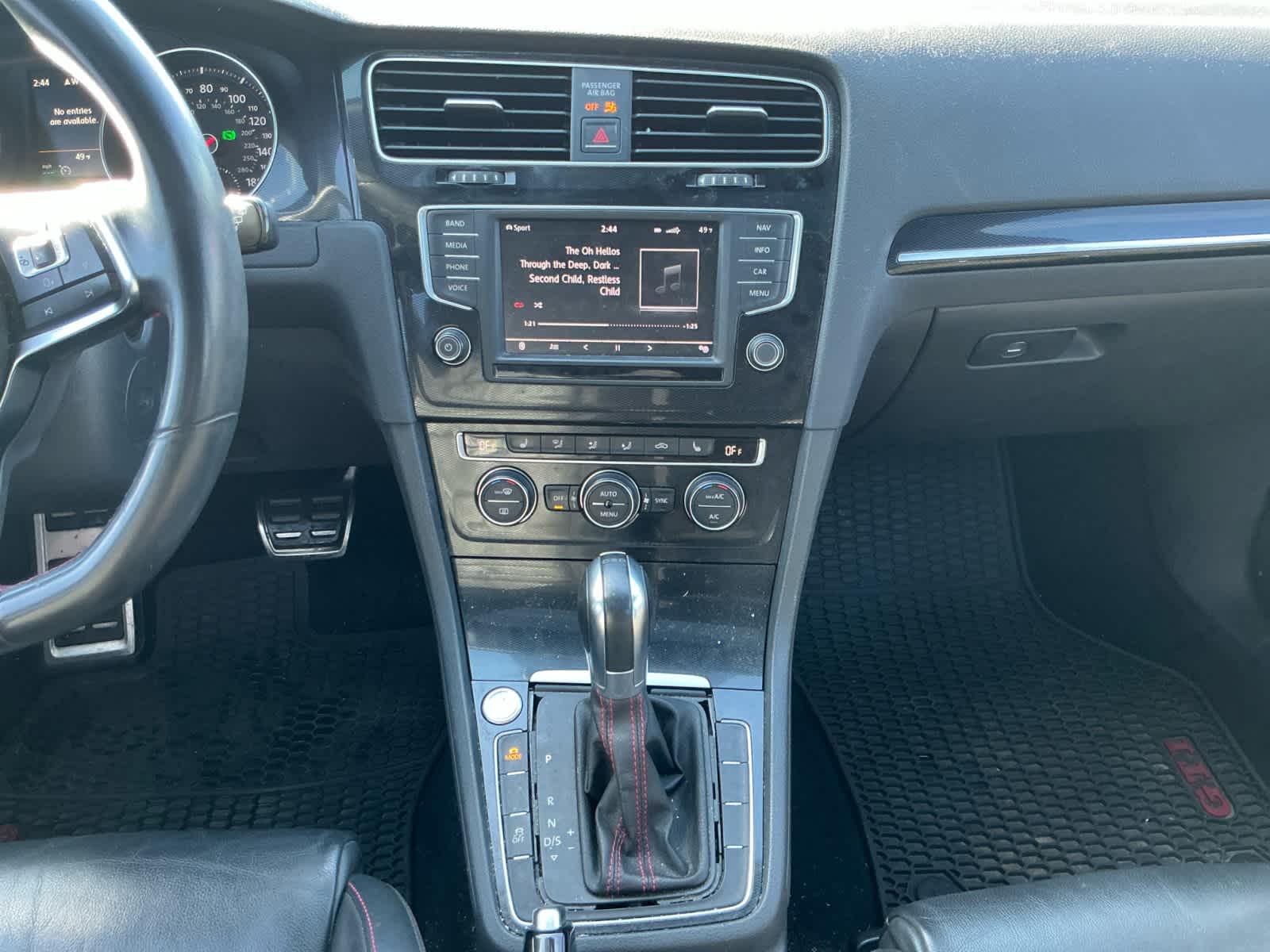 2016 Volkswagen Golf GTI Autobahn w/Performance Package 4-Door