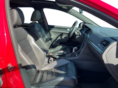 2016 Volkswagen Golf GTI Autobahn w/Performance Package 4-Door