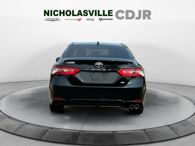 2019 Toyota Camry SE