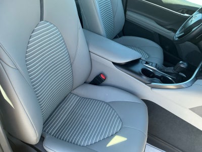 2024 Toyota Camry Hybrid SE