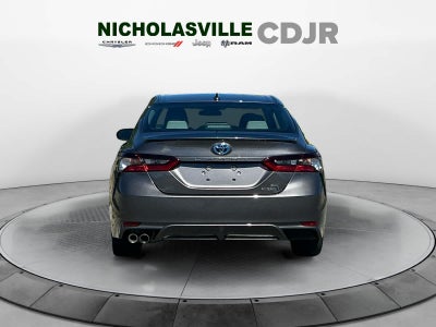 2024 Toyota Camry Hybrid SE