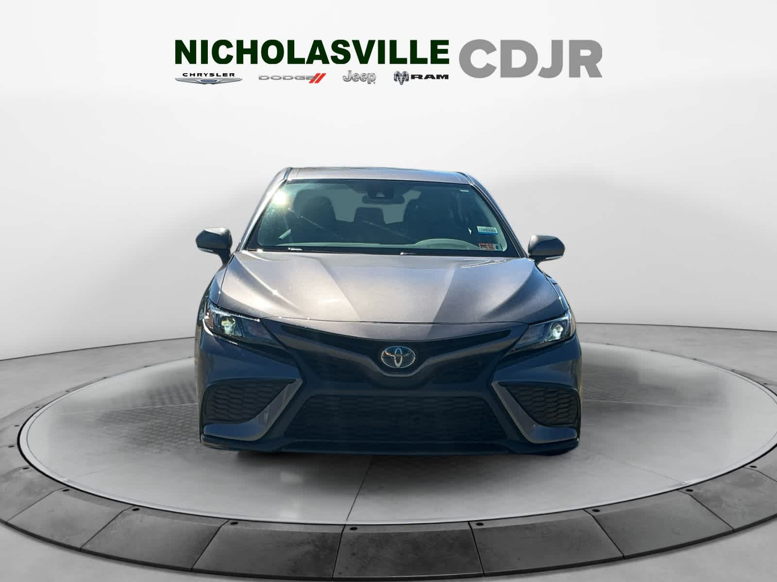2024 Toyota Camry Hybrid SE