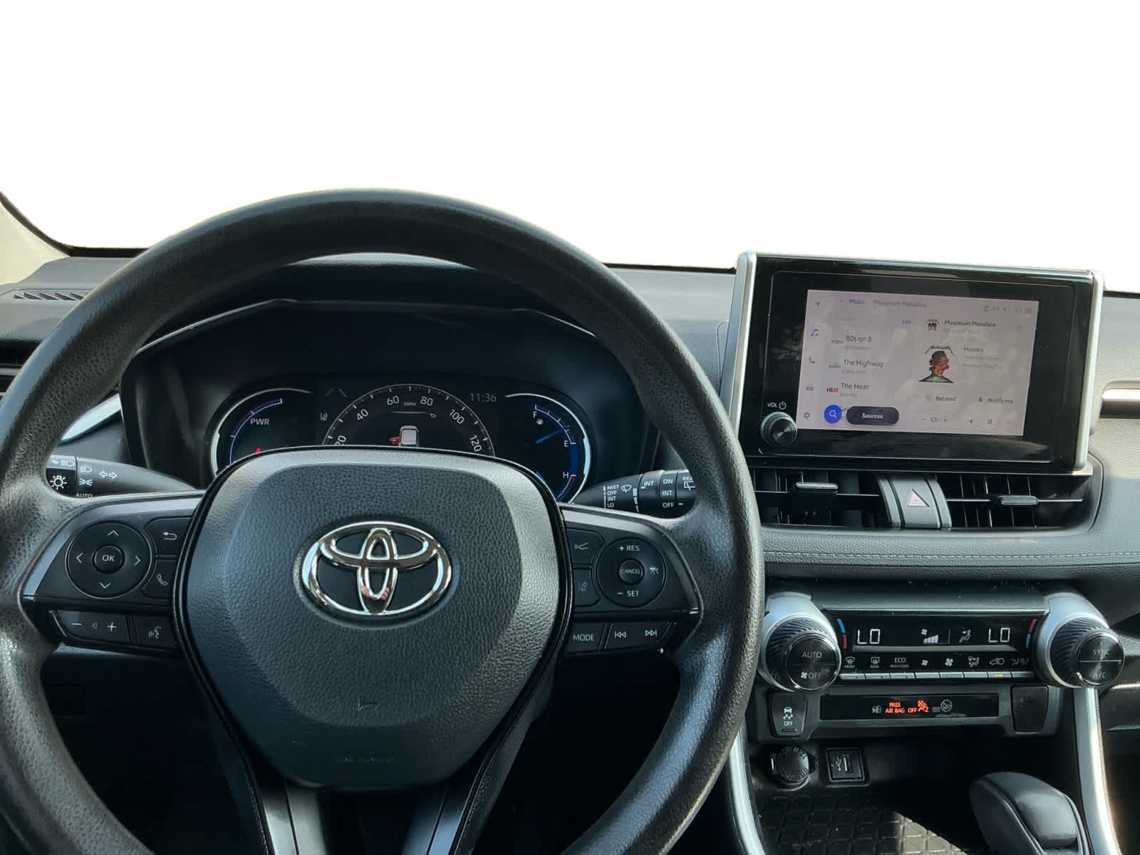 2023 Toyota RAV4 Hybrid XLE