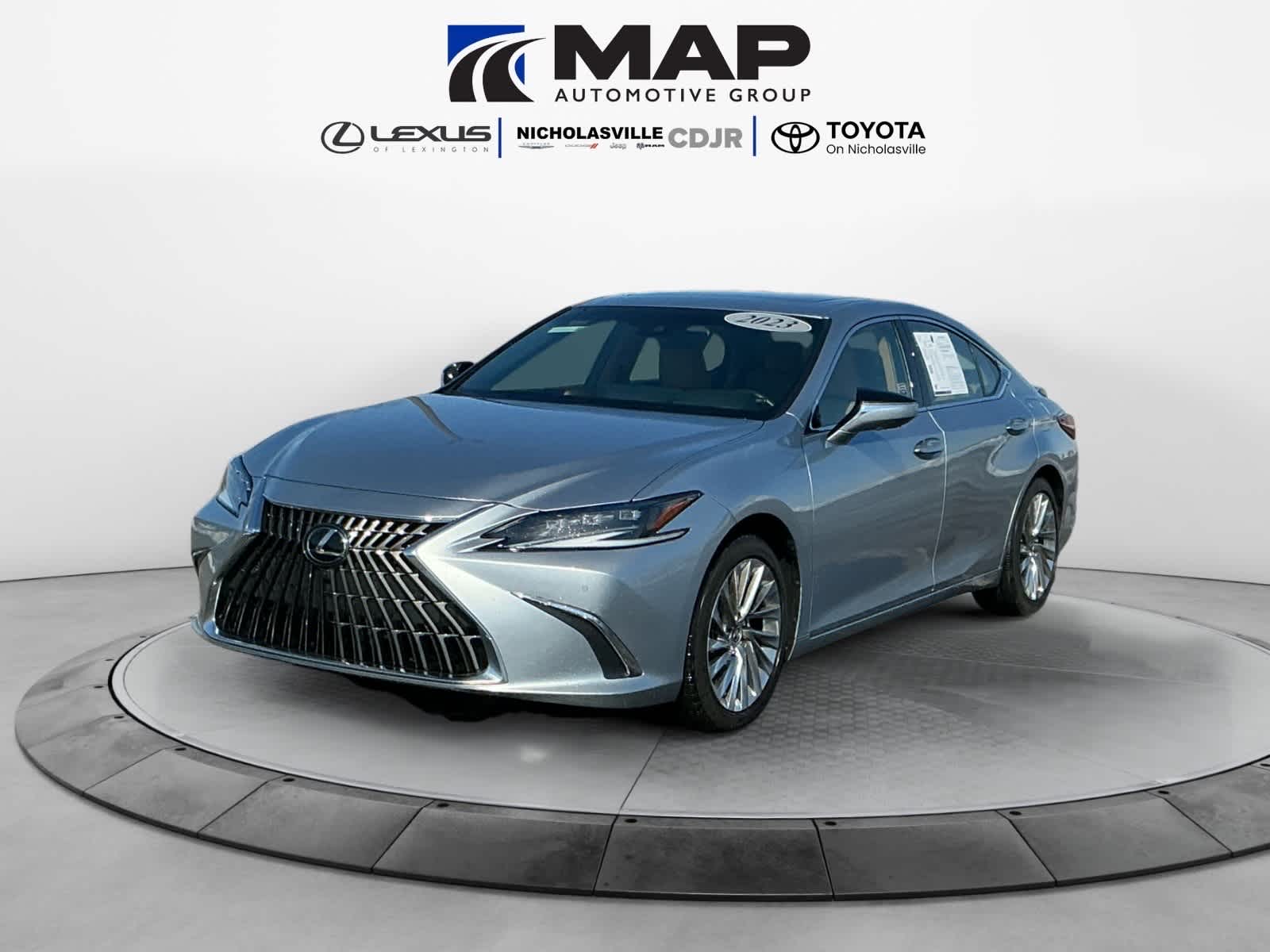 2023 Lexus ES 300h Luxury