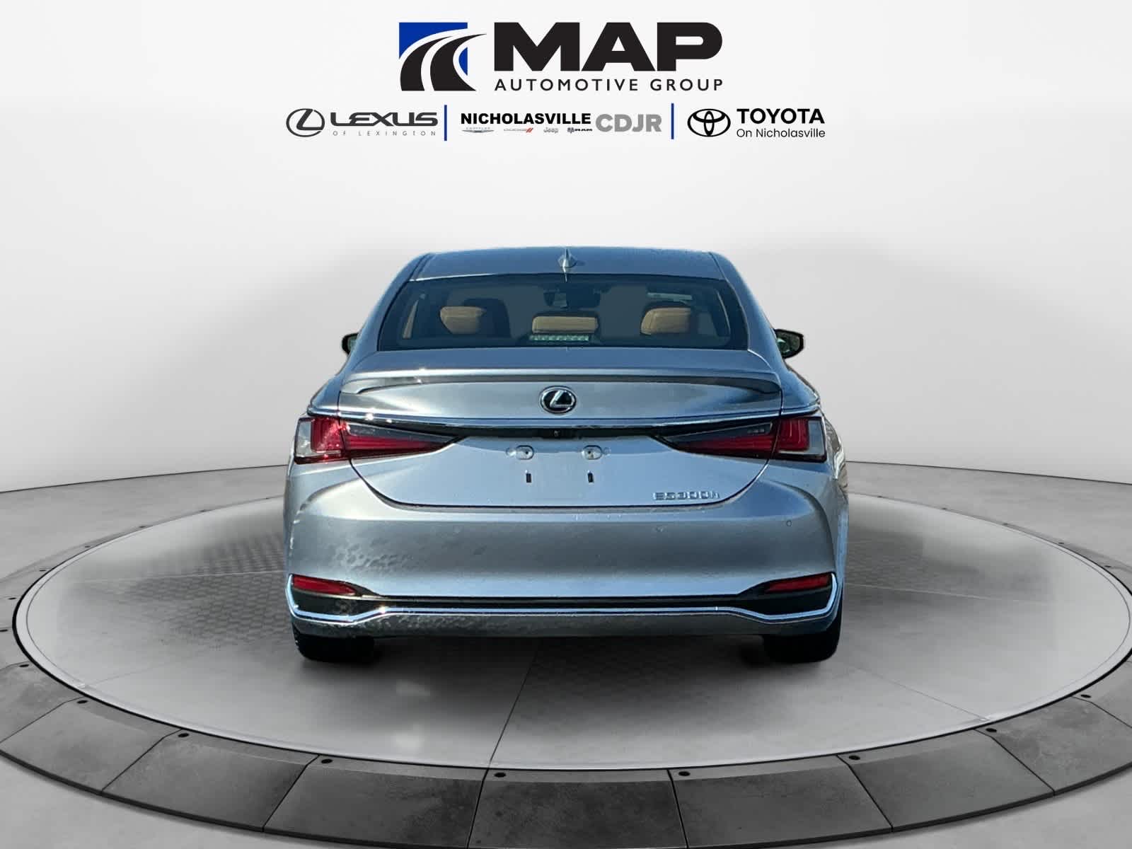 2023 Lexus ES 300h Luxury