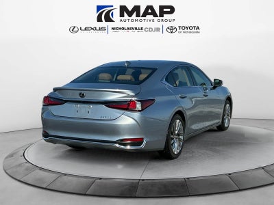 2023 Lexus ES 300h Luxury