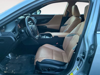 2023 Lexus ES 300h Luxury