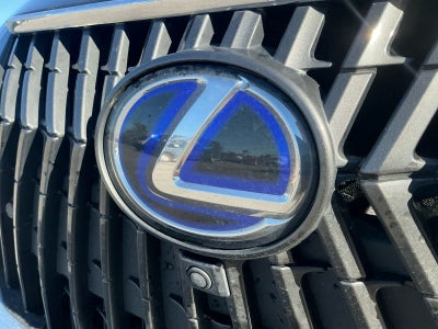 2022 Lexus ES 300h Luxury
