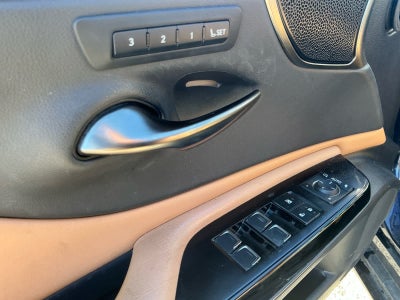 2022 Lexus ES 300h Luxury