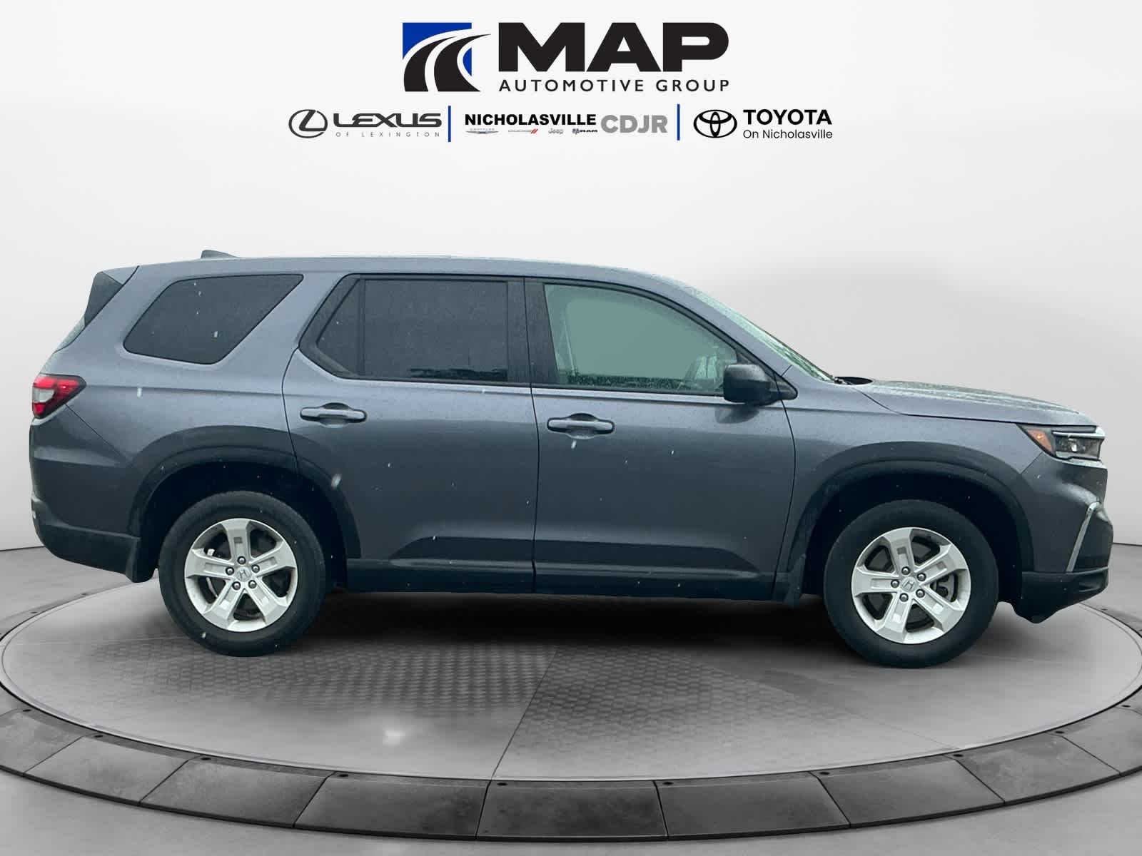 2023 Honda Pilot AWD LX