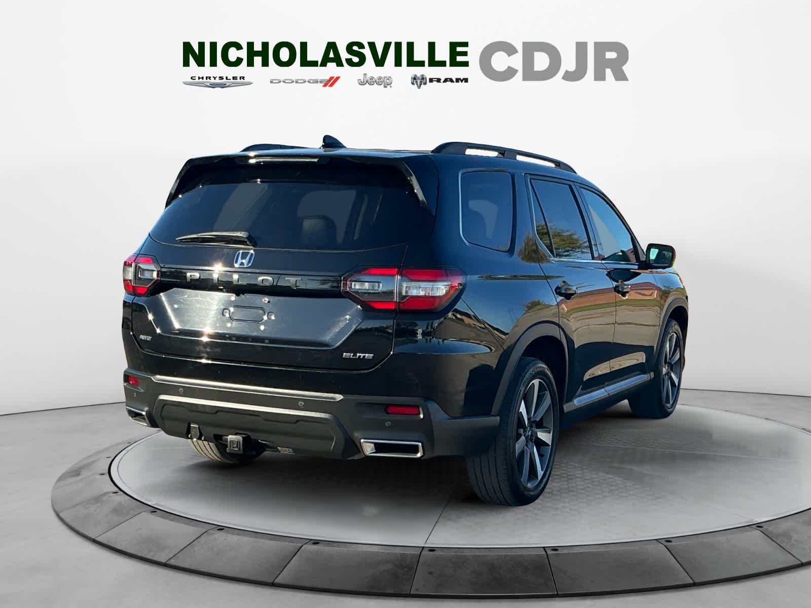 2023 Honda Pilot Elite