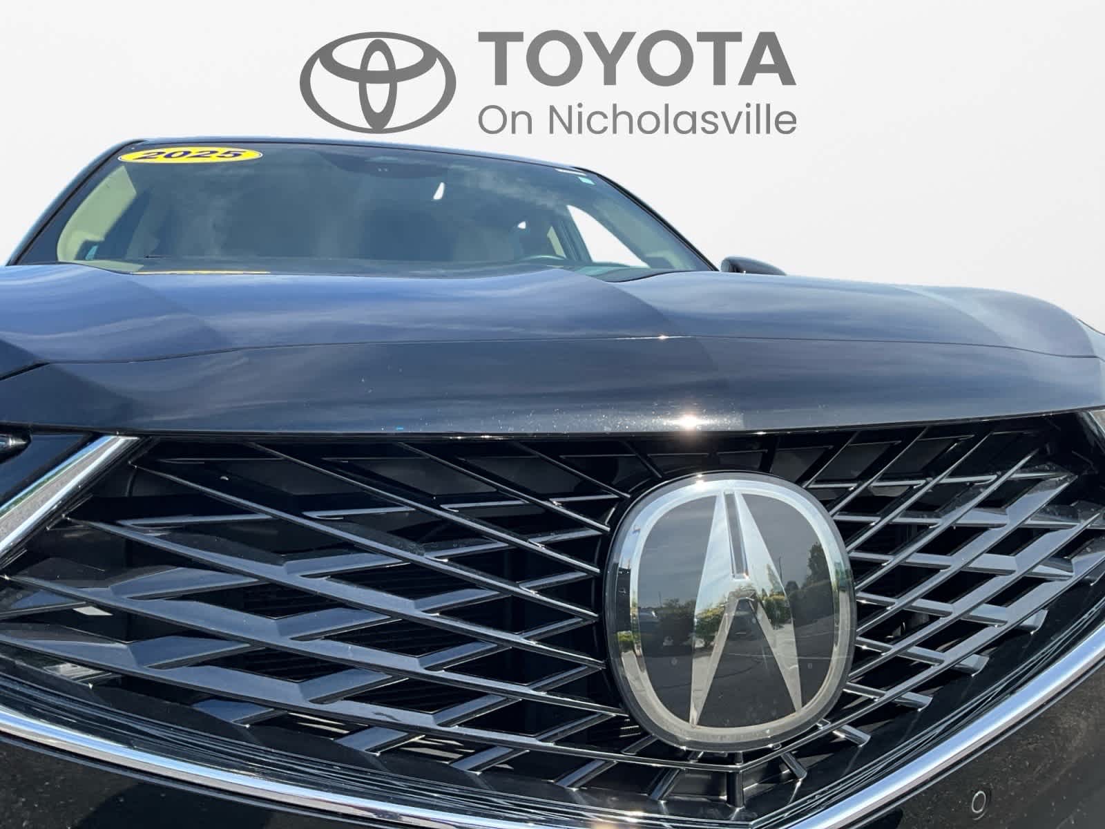 2025 Acura MDX w/Technology Package