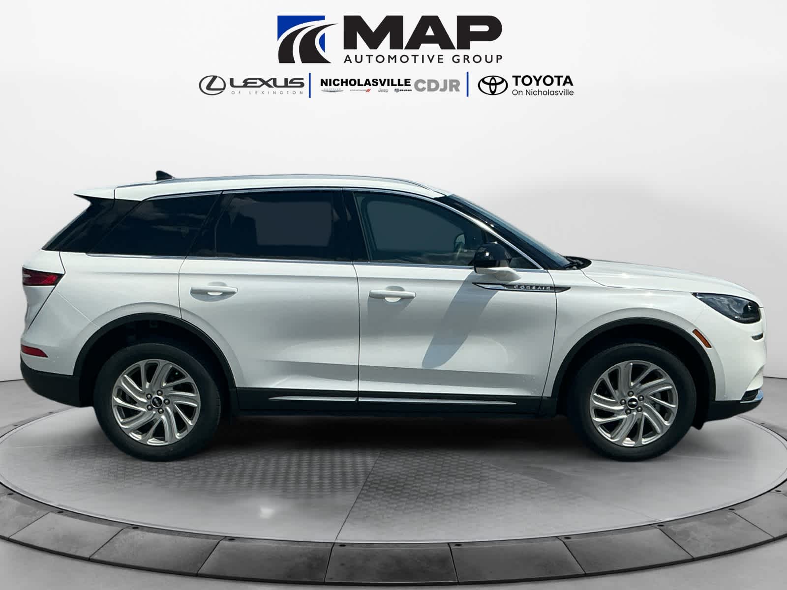 2022 Lincoln Corsair Standard