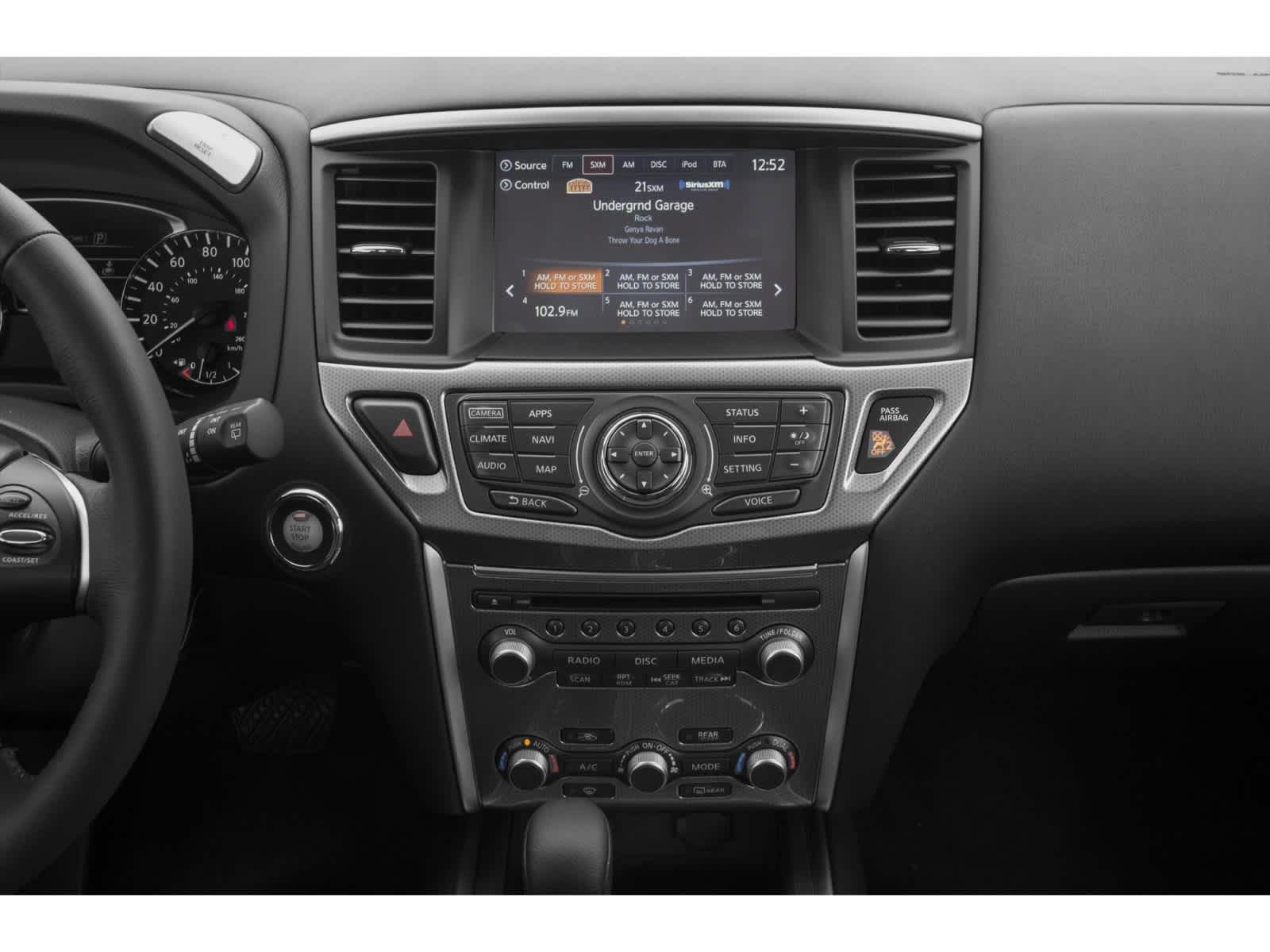 2019 Nissan Pathfinder SL