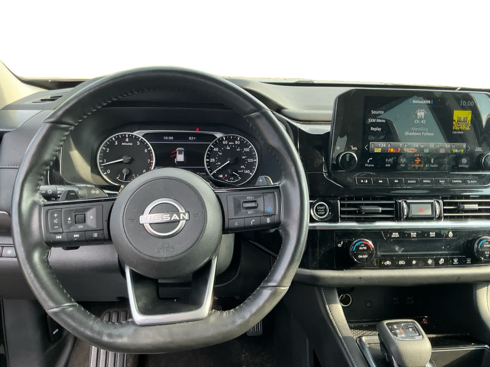 2023 Nissan Pathfinder SL 4WD
