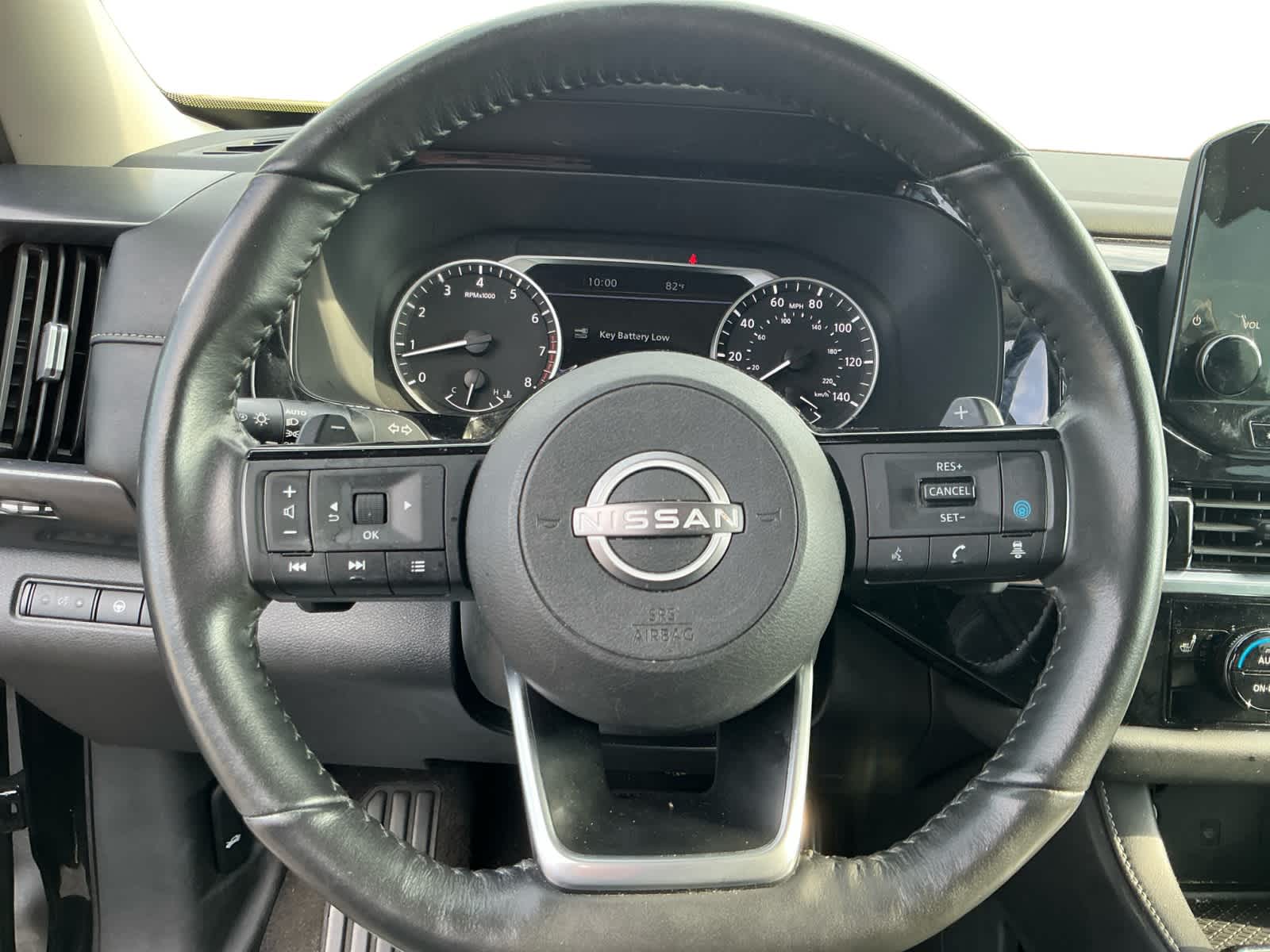 2023 Nissan Pathfinder SL 4WD