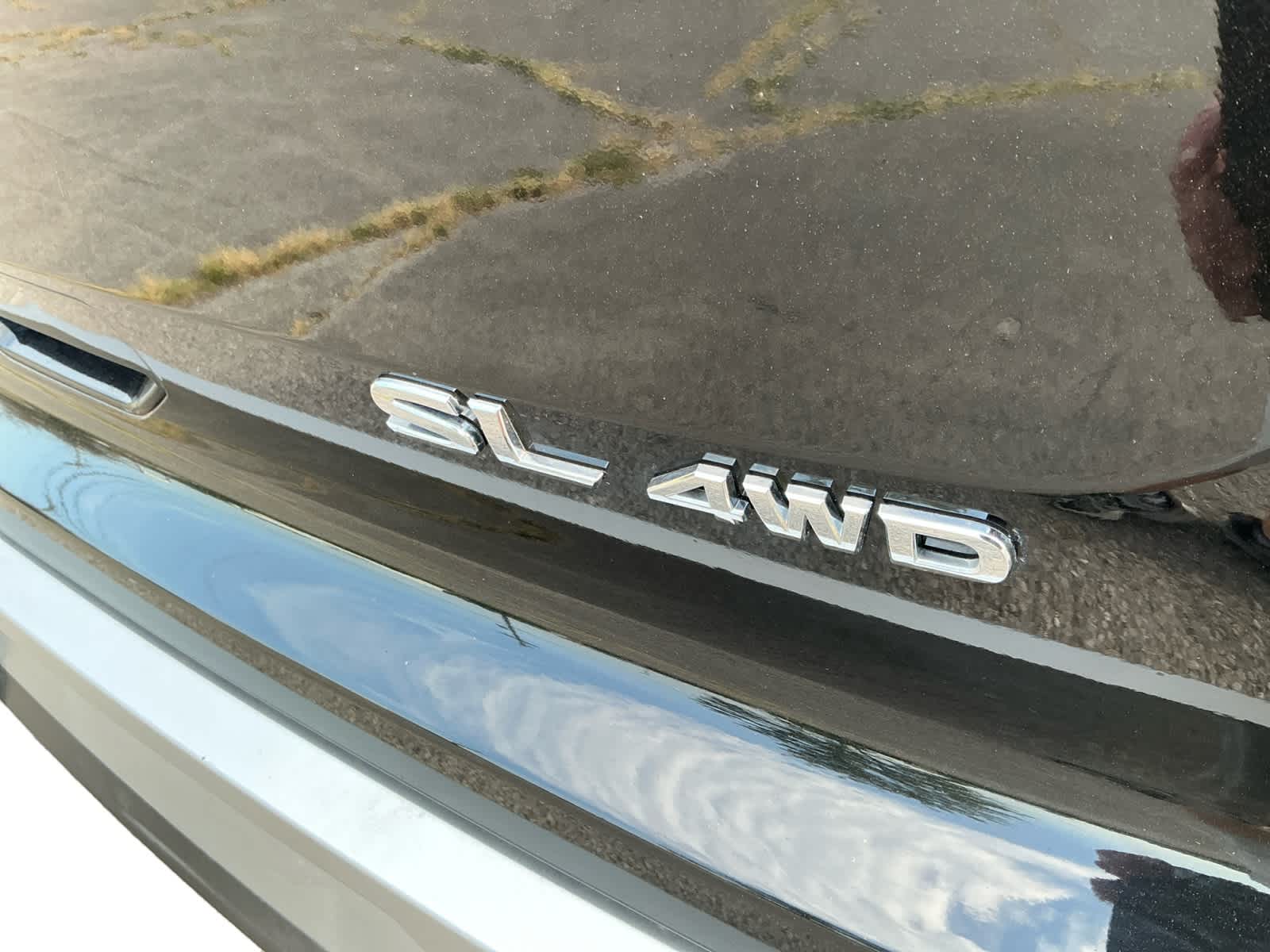 2023 Nissan Pathfinder SL 4WD